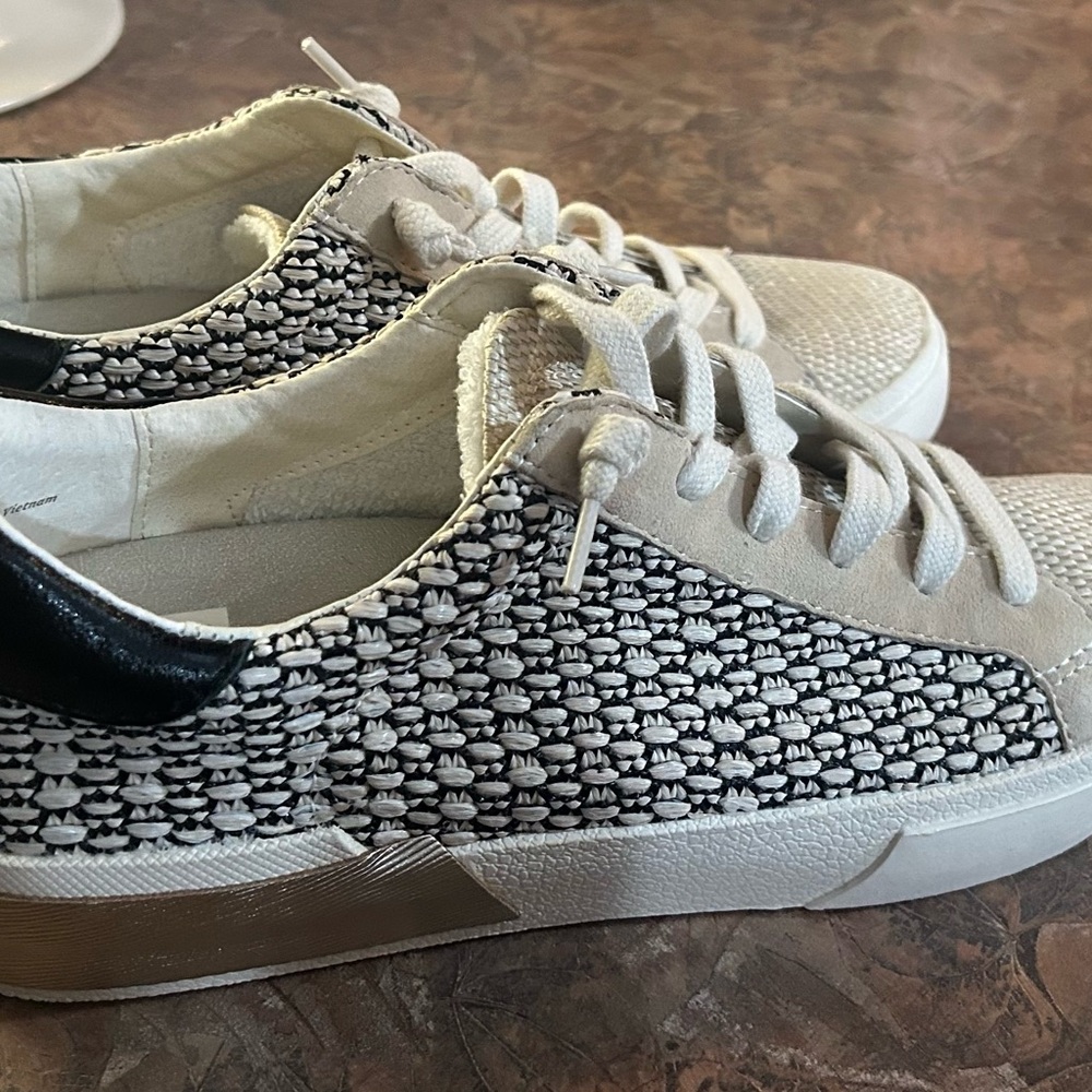 Dolce Vita Black and cream Textured Sneakers tweed look